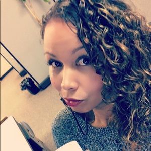 Meet your Posher, Angelika